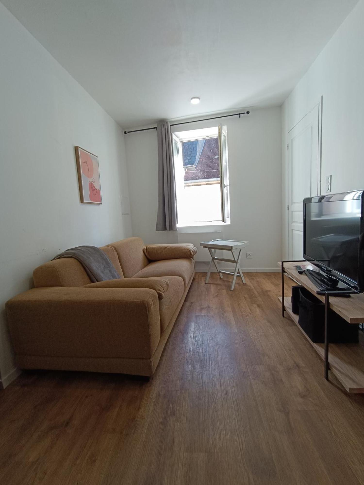 Le Puits Du Bourg Apartment Nevers Ngoại thất bức ảnh